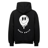 Der MarketPrint Oversized Hoodie "Keep Smile" ist ein schwarzer, schwerer Baumwoll-Kapuzenpulli mit einem weißen, schmelzenden Smiley-Gesicht und einem fetten KEEP SMILE-Text auf der Rückseite, der erstklassigen Komfort und Stil bietet.