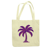 Der Jutebeutel "Palme" von MarketPrint ist beige, aus recycelter Baumwolle mit zwei Henkeln und trägt mittig eine lila Palmen-Illustration.