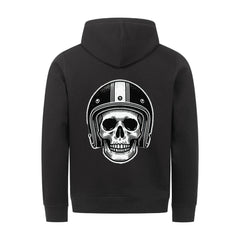 Der MarketPrint Premium Hoodie "BIKERS" in Schwarz hat eine auffällige Rückengrafik mit einem Totenkopf und einem Vintage-Motorradhelm in Weiß und Grau sowie eine praktische Kängurutasche vorne.