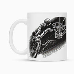 Die Tasse "Basketball" von Infinity Merch ist eine weiße Keramiktasse mit Duraglaze-Beschichtung, verziert mit einer schwarz-weißen Illustration eines Basketballspielers beim Sprung zum Korb.