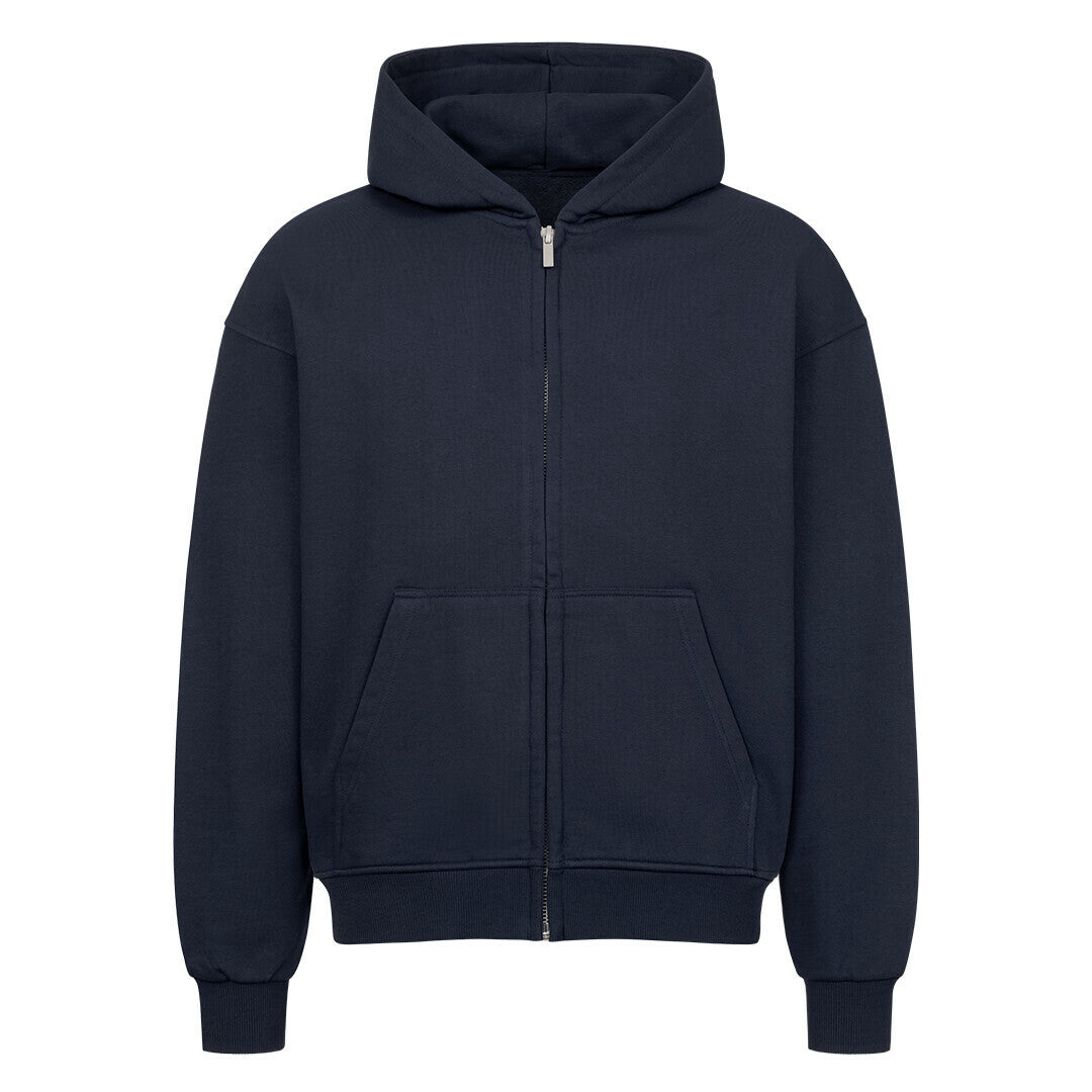 Der MarketPrint Oversized Zipper Hoodie "Natur" ist ein schlichter, dunkelblauer Kapuzenpulli mit Kapuze, Frontreißverschluss und zwei Taschen. Er hat gerippte Bündchen, einen geraden Saum und eine bequeme Passform in Übergröße, die vor einem weißen Hintergrund gezeigt wird.