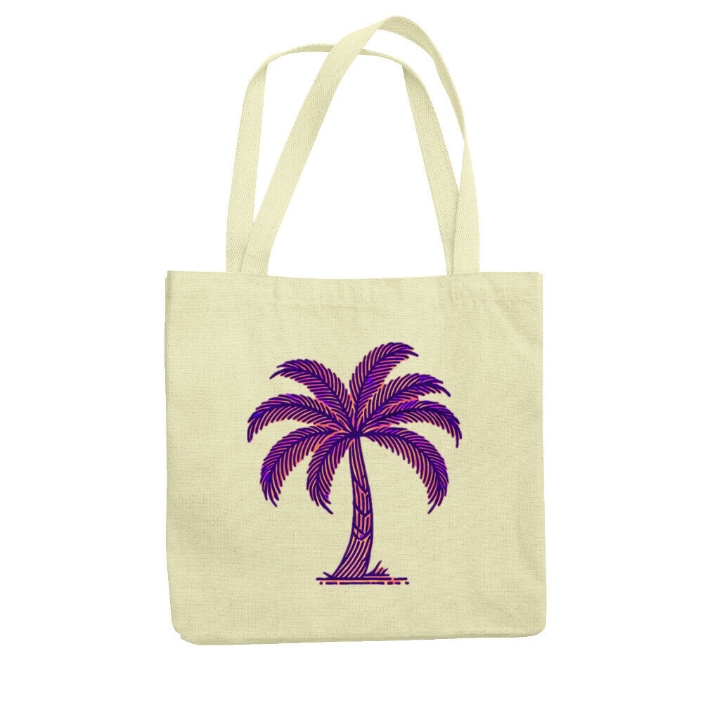 Der Jutebeutel "Palme" von MarketPrint ist beige, aus recycelter Baumwolle mit zwei Henkeln und trägt mittig eine lila Palmen-Illustration.
