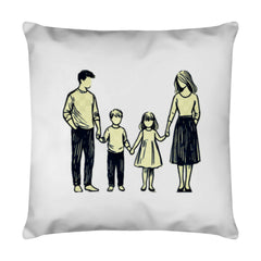 Das Kissen "Eltern-Kinder" von MarketPrint ist weiß, zeigt eine skizzierte Familie mit vier Personen und verfügt über einen Reißverschluss sowie herausnehmbares Futter für einfaches Reinigen.
