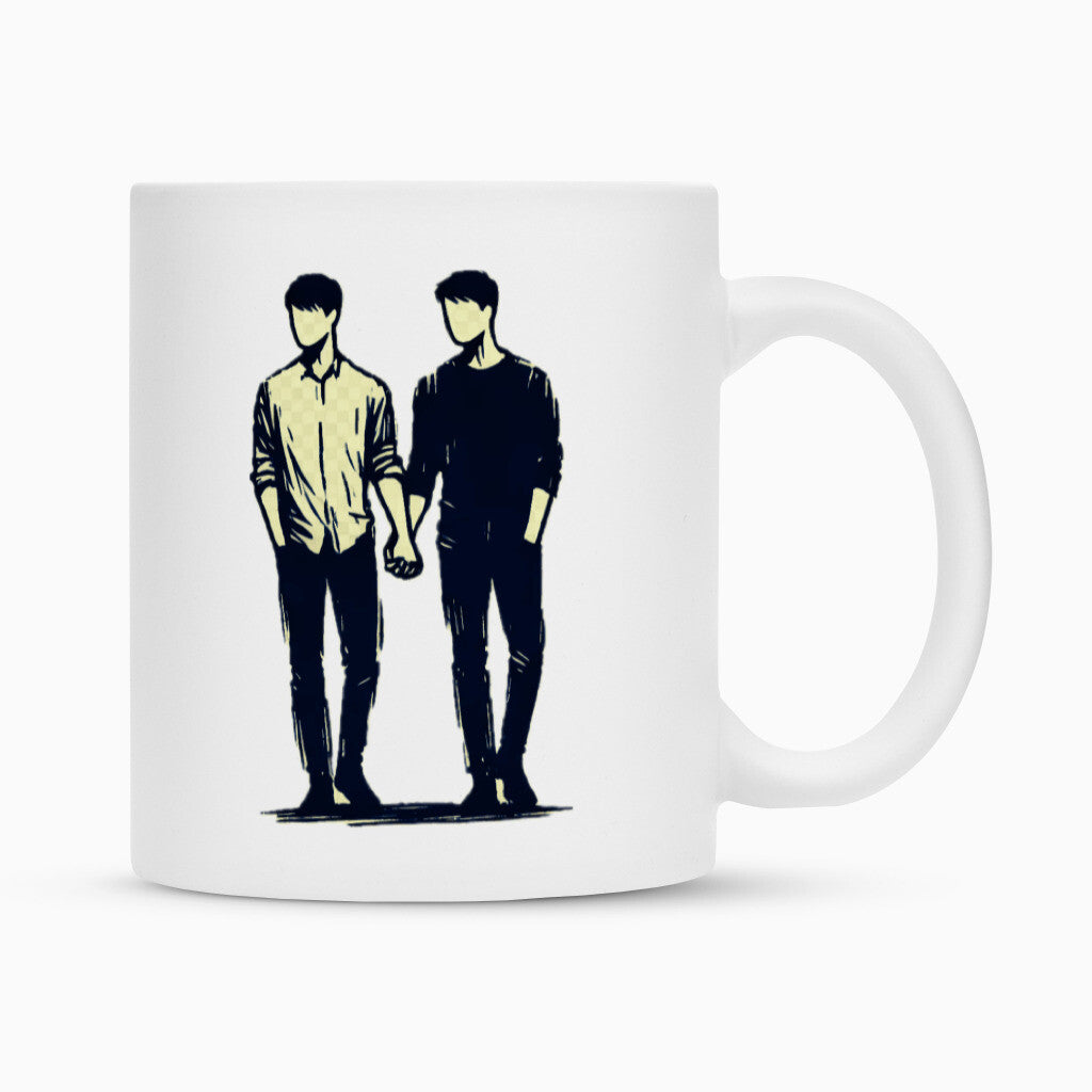 Die MarketPrint Tasse "Mann-Mann" ist eine weiße Keramiktasse mit Duraglaze-Beschichtung, die zwei Männer Hand in Hand zeigt, beide in langen Ärmeln und Hosen, ohne Gesichtszüge. Perfekt als Sublimationstasse geeignet.